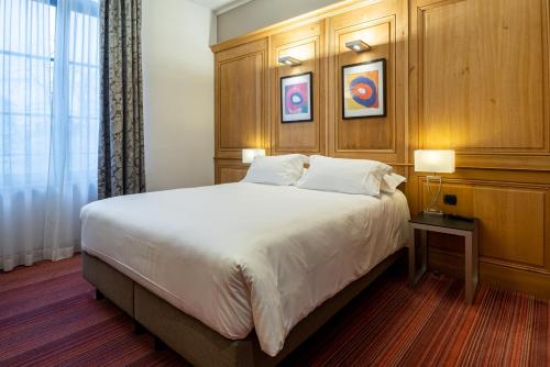 Guest room, 1 Double, City view