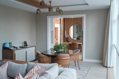 Suite with River View