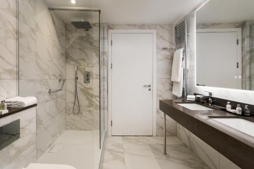 Suite with River View
