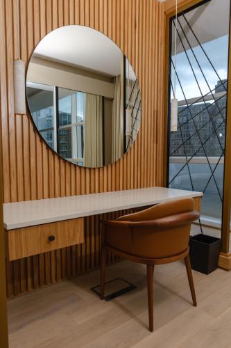 Suite with River View