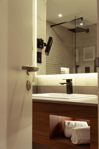 Executive King Bedroom