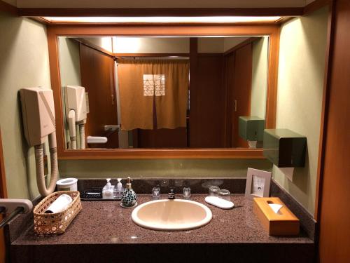 Superior Twin Room with Shared Bathroom - "Chuyo"