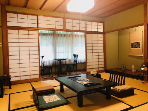 Japanese-Style Superior Room with Shared Bathroom - "Chuyoh"