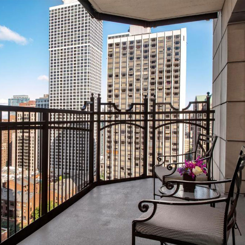 One-Bedroom Corner Terrace Suite with Roll-in Shower
