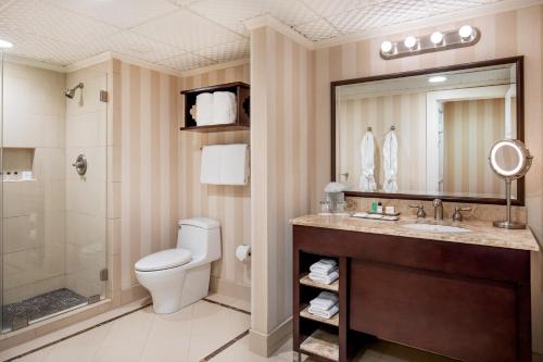 Larger Guest room, 1 King, Sofa bed, Ground floor