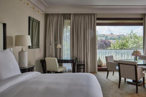 Park Suite with King Bed