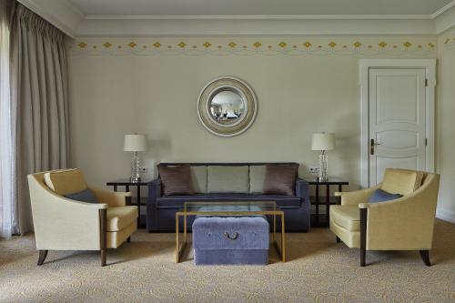 Park Suite with King Bed
