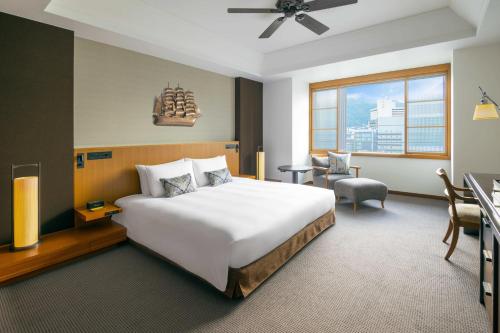 Oriental King Room - City Side