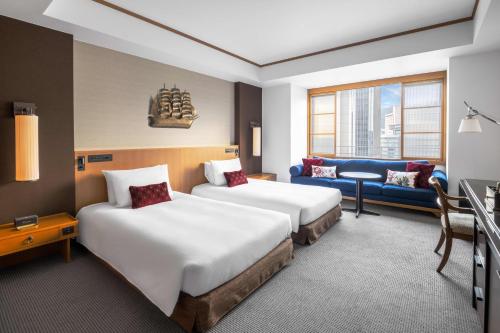 Oriental Twin Room - City Side