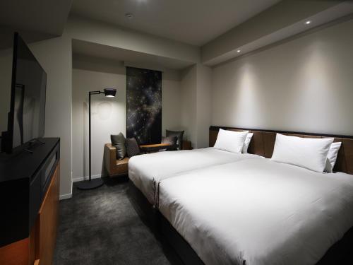 Deluxe Hollywood Twin Room - Non-Smoking