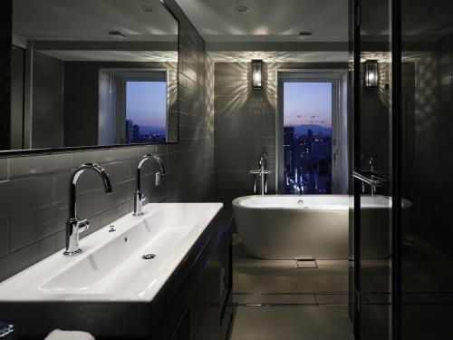 Executive Double Room - Mature - Non-Smoking