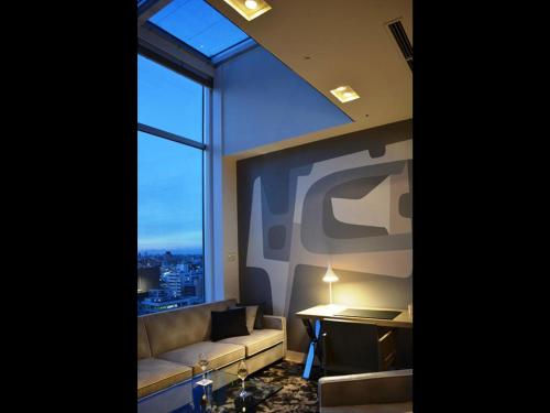 Penthouse Suite - Non-Smoking