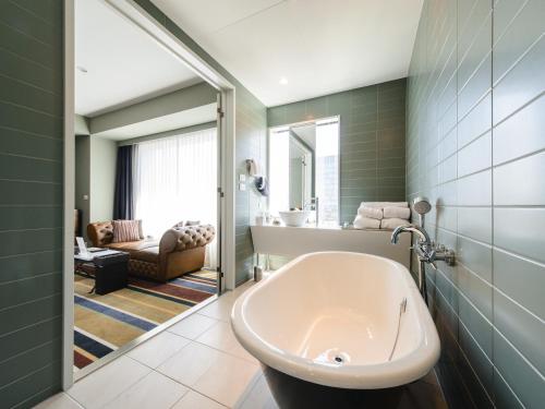 Deluxe Designer Double Room - Non-Smoking (Casual with Late Check-in 19:00)