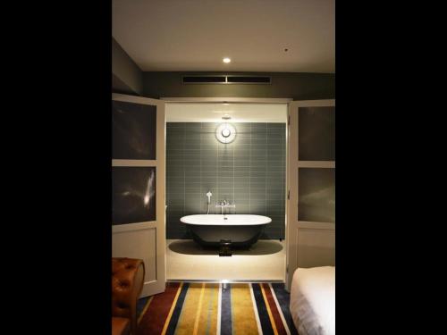 Deluxe Designer Double Room - Non-Smoking (Casual with Late Check-in 19:00)