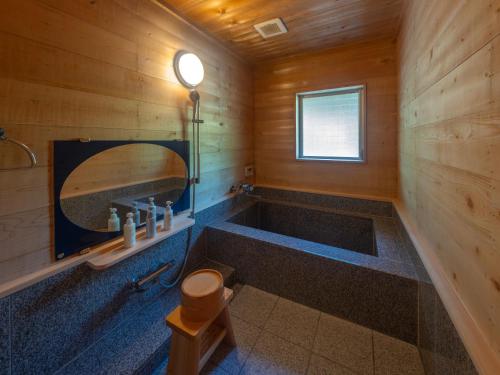 Deluxe Japanese-Style House - Annex