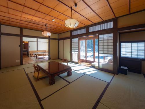 Premium Japanese-Style House - Annex 