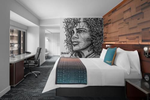 Studio Suite, 1 King, Corner room