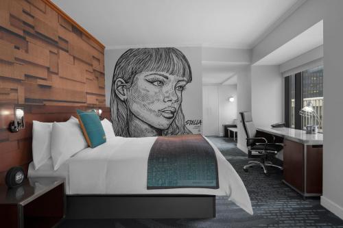 Studio Suite, 1 King, Corner room