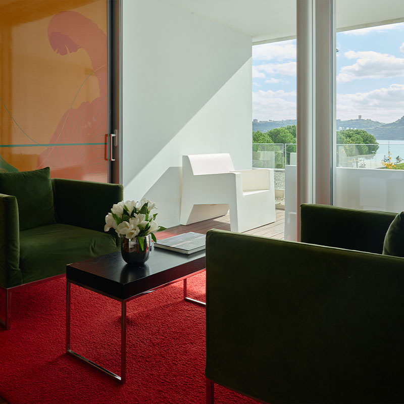 Club Room With Balcony