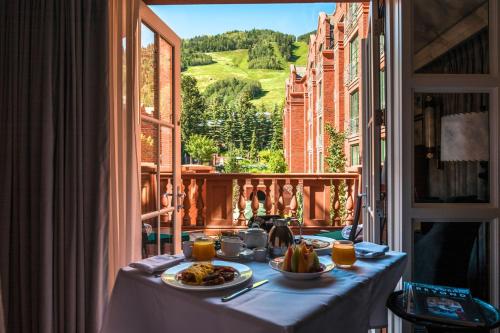Grand Deluxe with Balcony, Guest room, 2 Double, Balcony