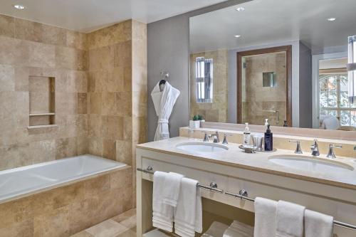 Superior One-Bedroom King Suite