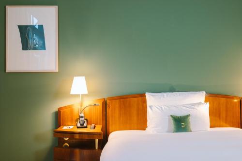 Superior Single Room 