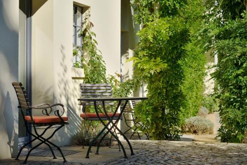 Deluxe Double Room with Garden View