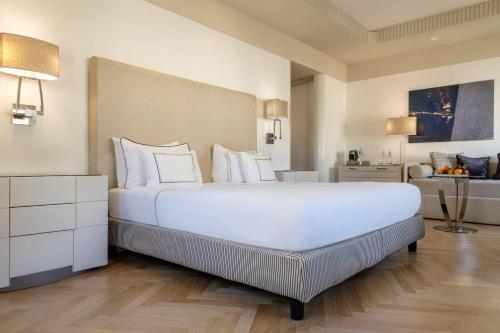 Junior Suite with Spa Access