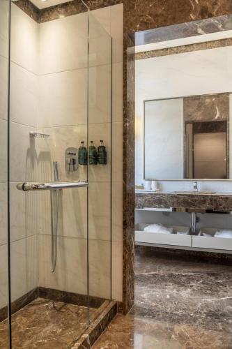 Junior Suite with Terrace and Spa Access