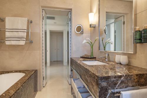 Presidential Suite with Terrace