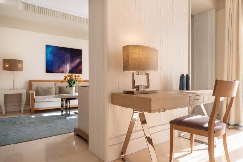 Presidential Suite with Terrace