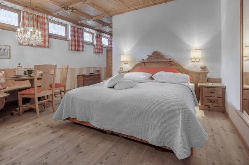 Standard Double Room - Attic