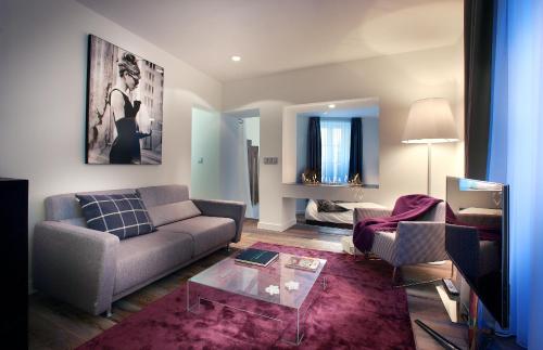 Deluxe Family Suite