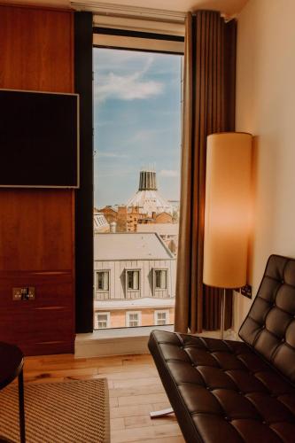 Corner Suite