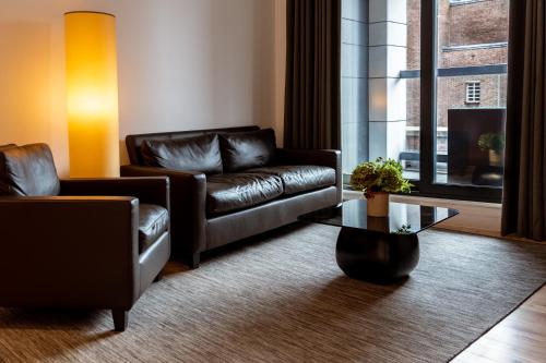 Lounge Suite