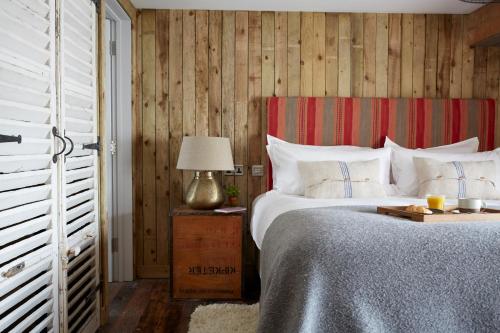 Luxury Double Room with Bath