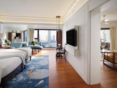 Deluxe Two-Bedroom Suite Twin