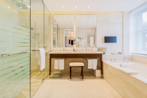 Premium Queen Room with Two Queen Beds - Non-Smoking