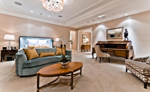 Royal Suite