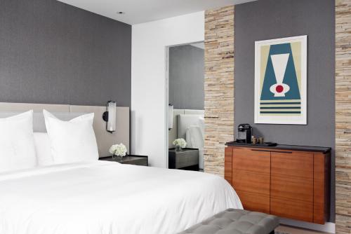Deluxe Mountain King Room