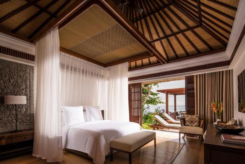 Two-Bedroom Premier Ocean Villa