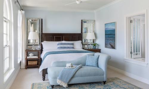 King Room with Partial Ocean View