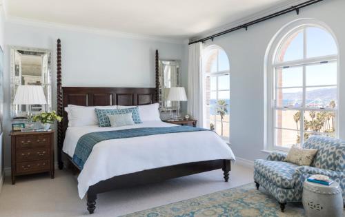 Premier King Room with Ocean View
