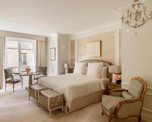 Superior King Room 