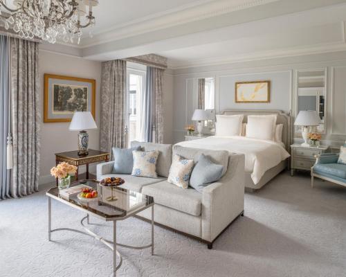 Premier King Room