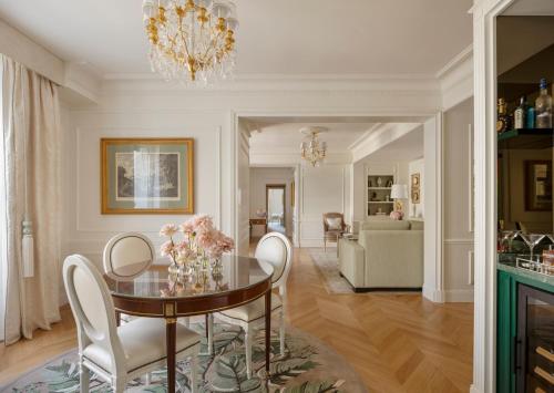 Premier One Bedroom Suite King
