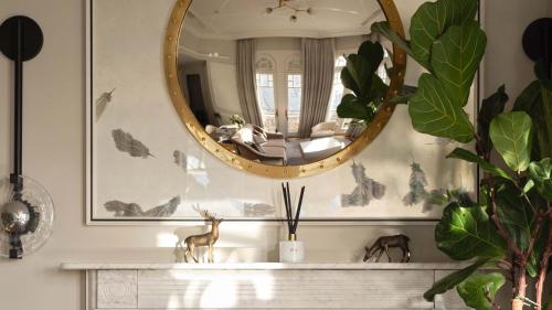 Turret Suite