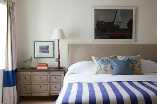 Double or Twin Room with Terrace