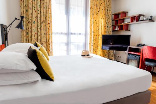 Deluxe Double Room with Sea View