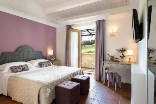 Queen Superior Double or Twin Room